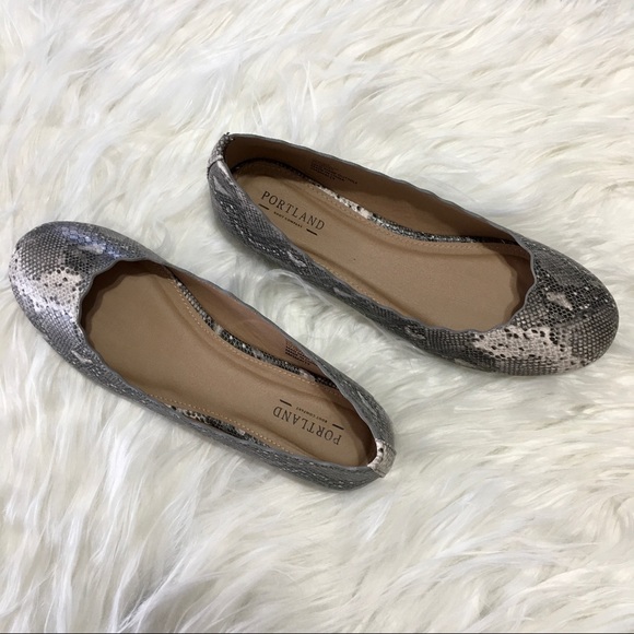 Snakeskin Pattern Ruthie Flat Scalloped Portland - Picture 7 of 7